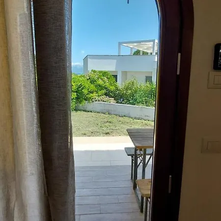 Sole E Luna A 70mt Dal Mare Olbia